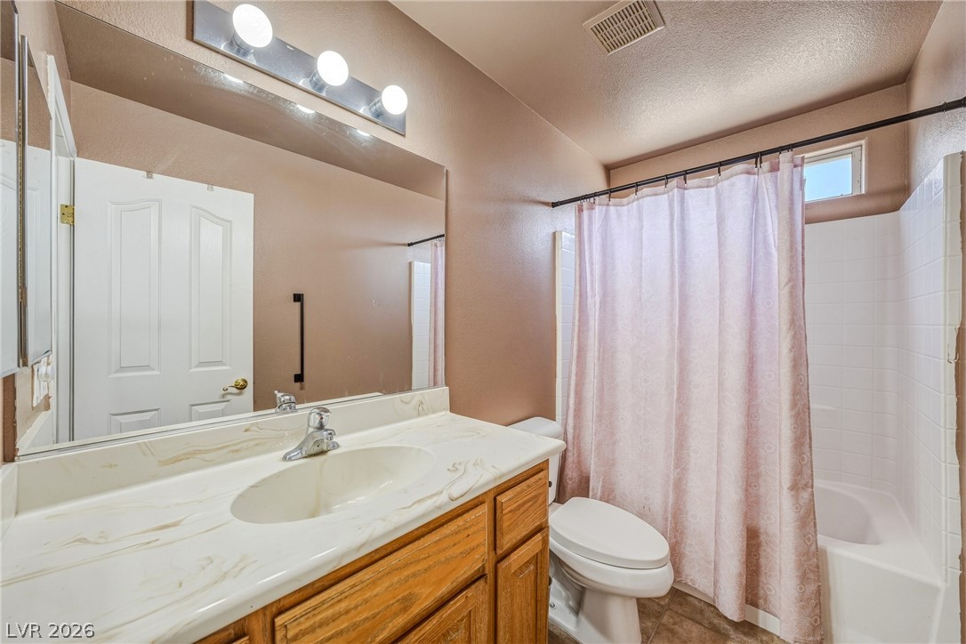 5860 Santovito Street Property Photo 15