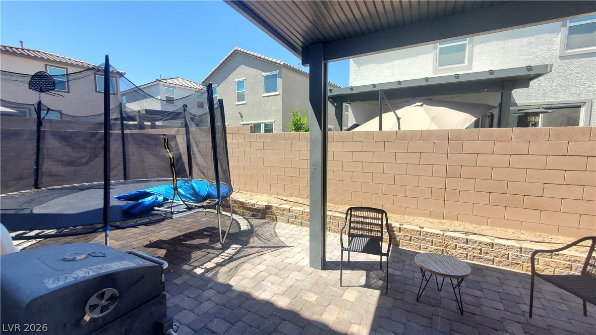 7310 Copper Grove Avenue Property Photo 4