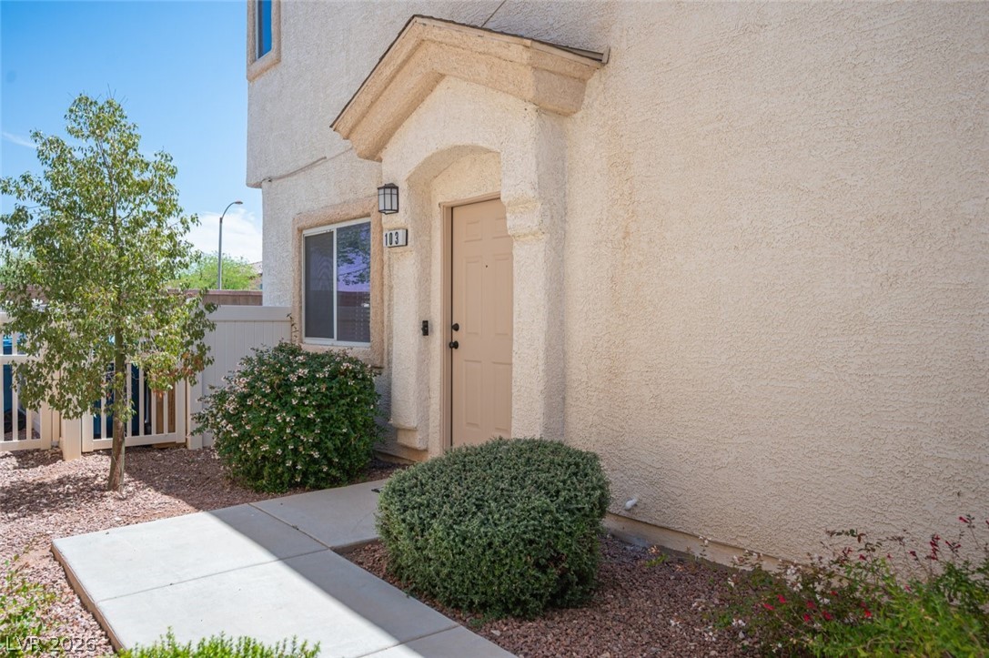 9322 Straw Hays Street 103 Property Photo 6