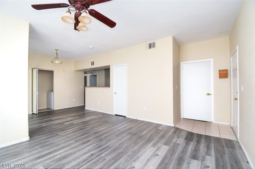 7255 West Sunset Road 1077 Property Photo 4