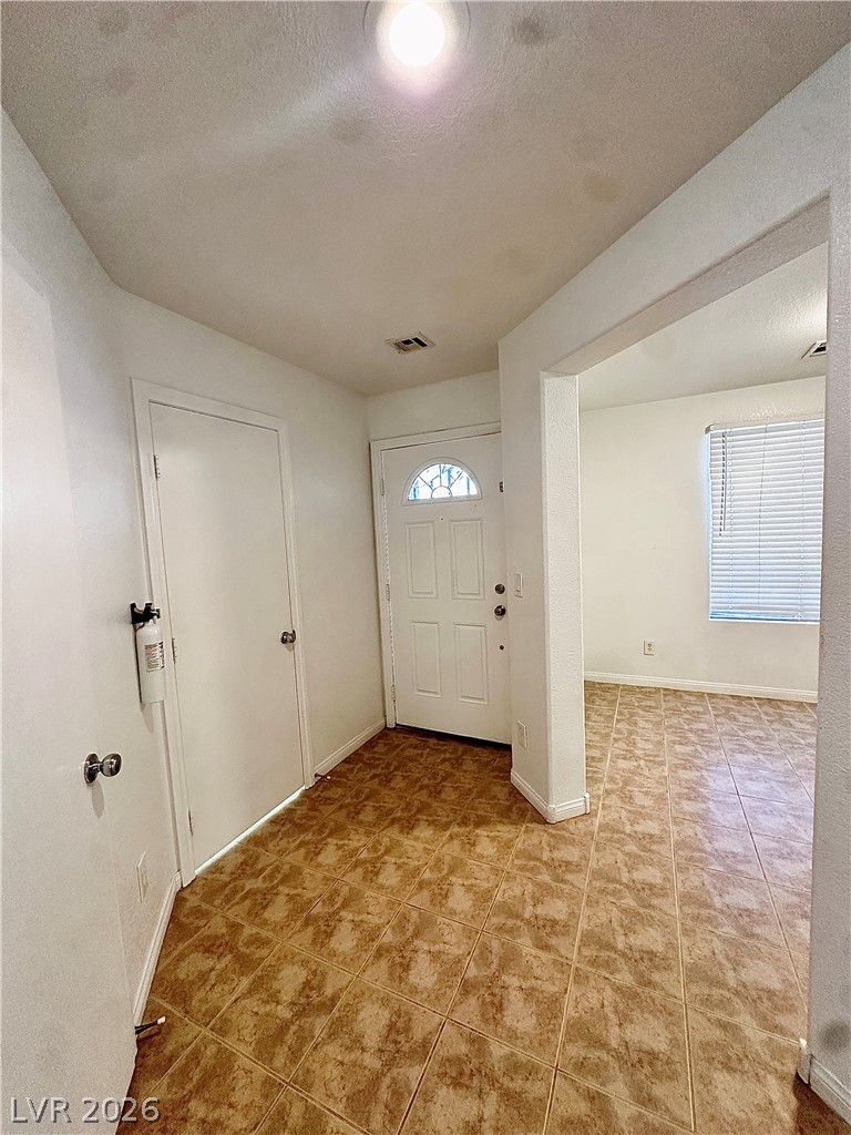 711 Iron Bridge Street Property Photo 3