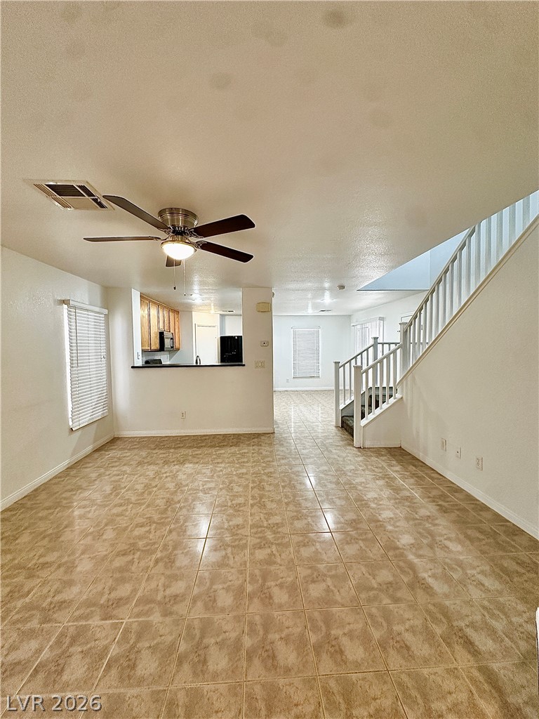 711 Iron Bridge Street Property Photo 7