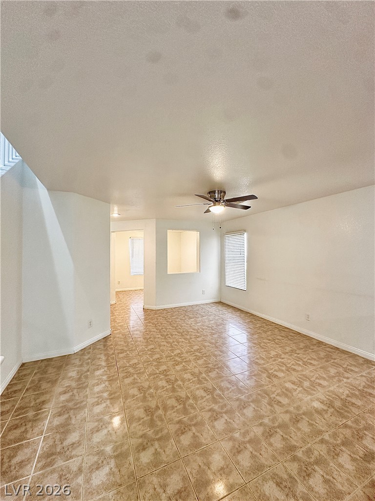 711 Iron Bridge Street Property Photo 8