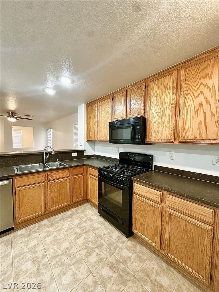 711 Iron Bridge Street Property Photo 12