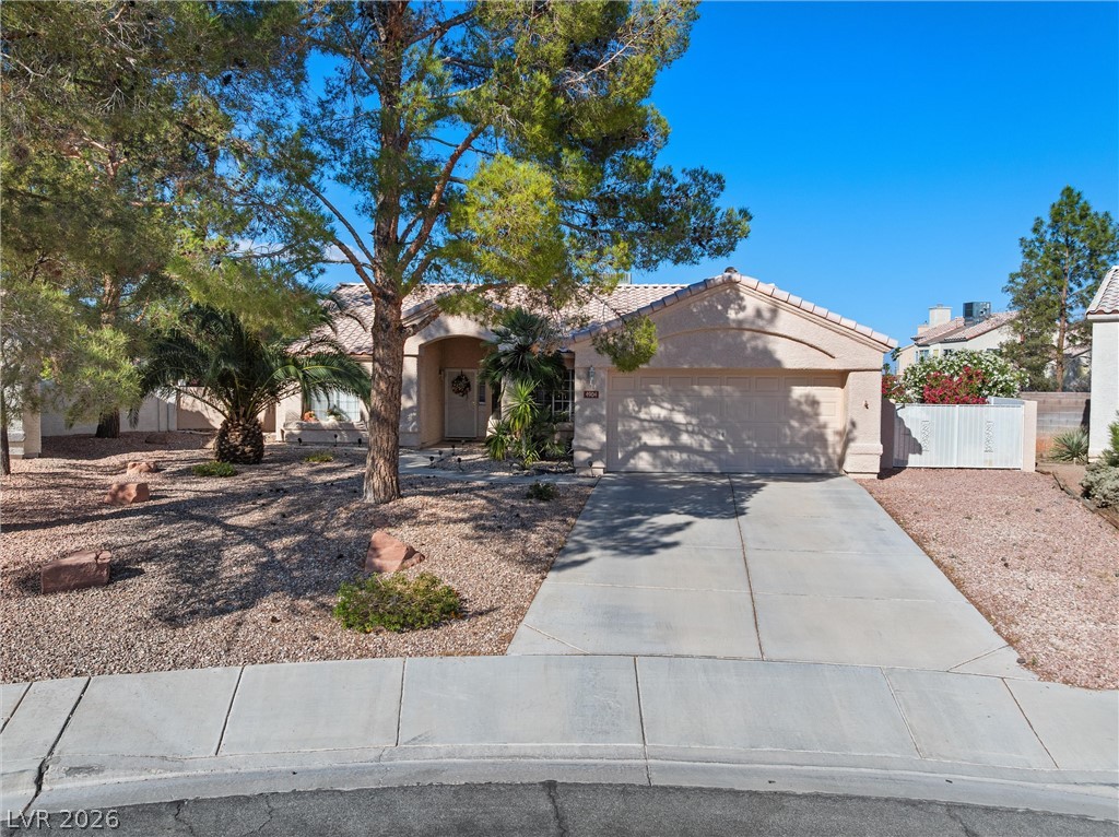 4904 Pulsar Court Property Photo 6