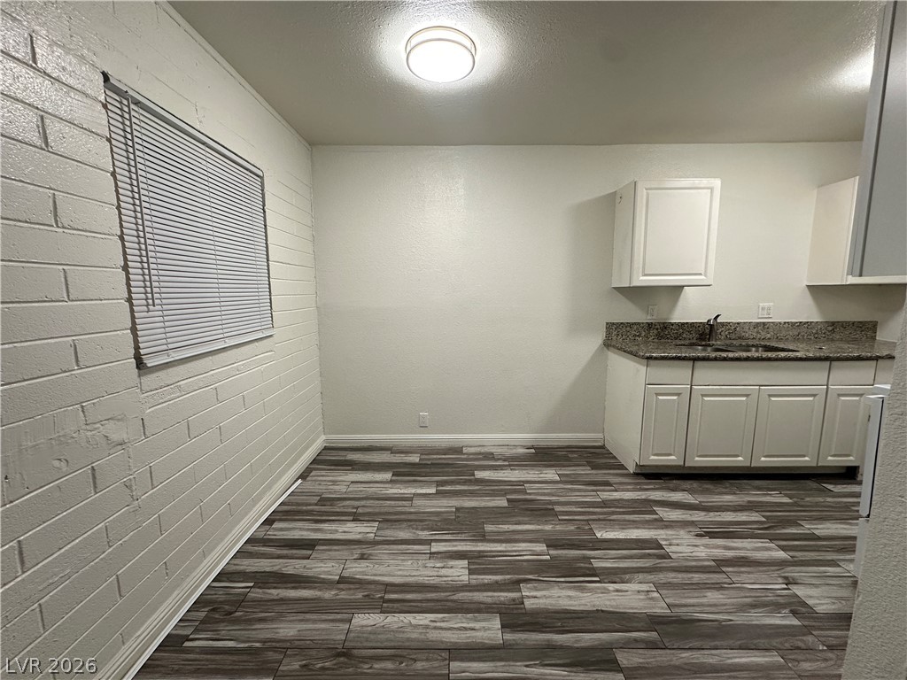 2105 Sunrise Avenue 2 Property Photo 10