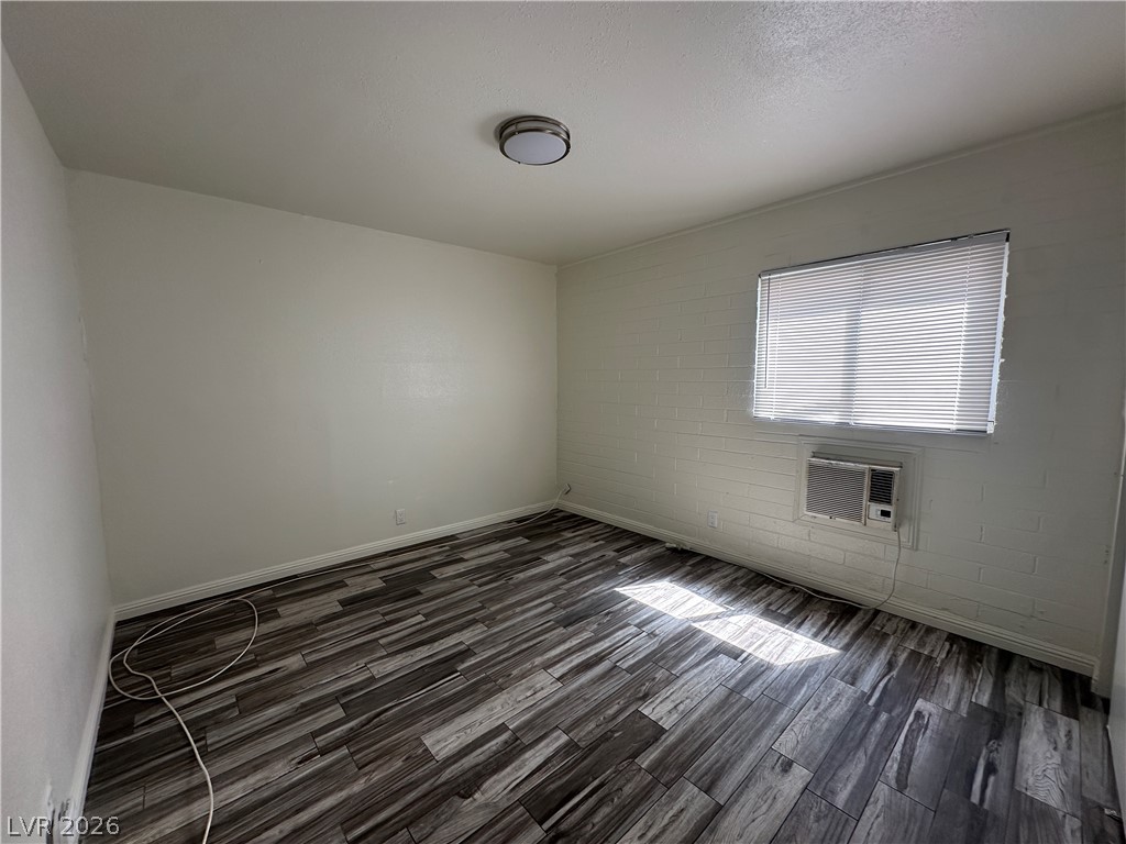 2105 Sunrise Avenue 2 Property Photo 12