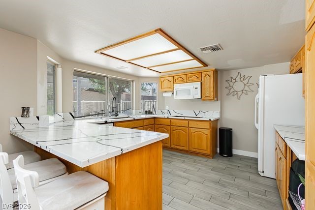 5445 El Roble Court Property Photo 3