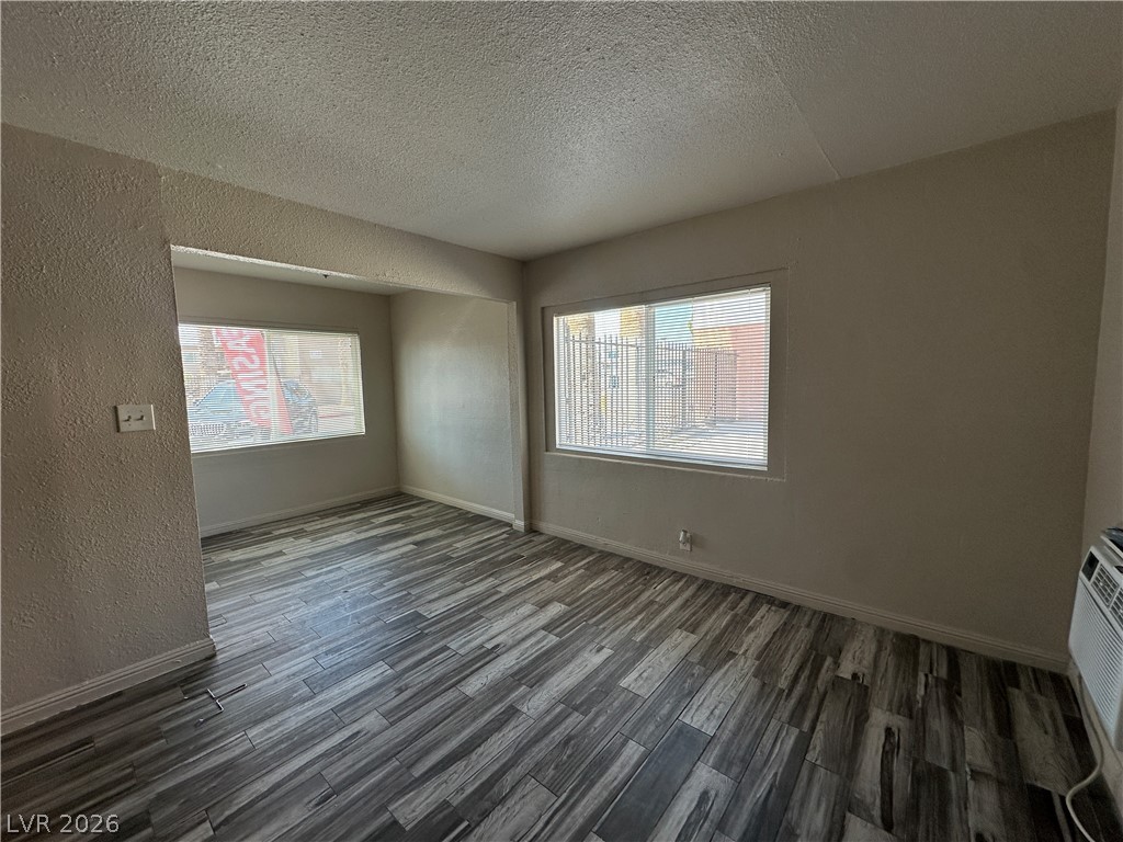 2105 Sunrise Avenue 1 Property Photo 5
