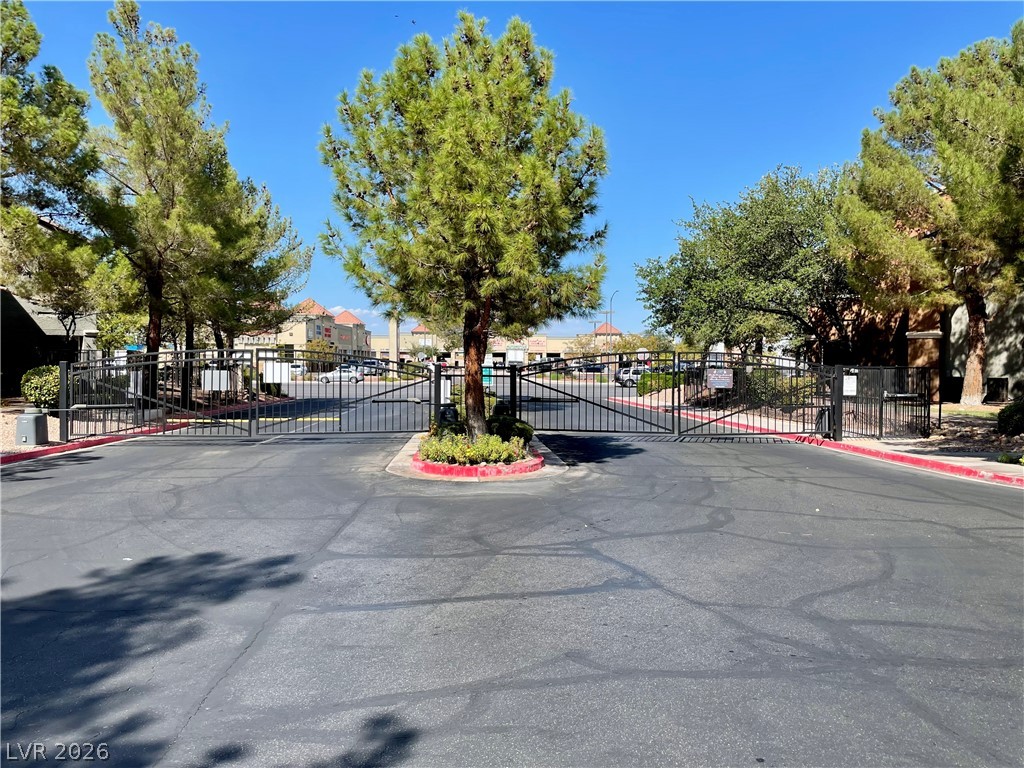 555 East Silverado Ranch Boulevard 1014 Property Photo 16