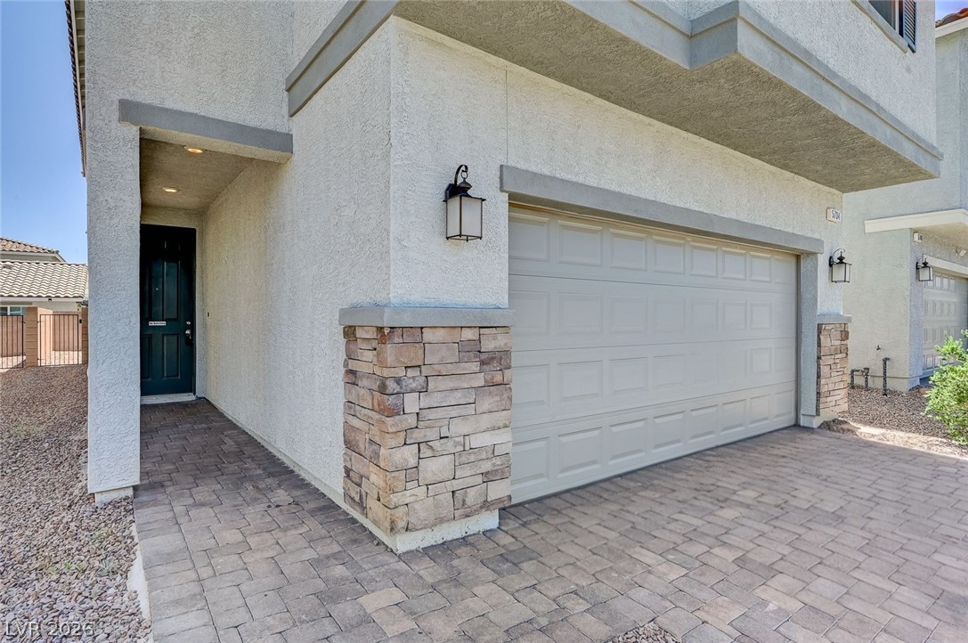 5734 Prima Street Property Photo 4