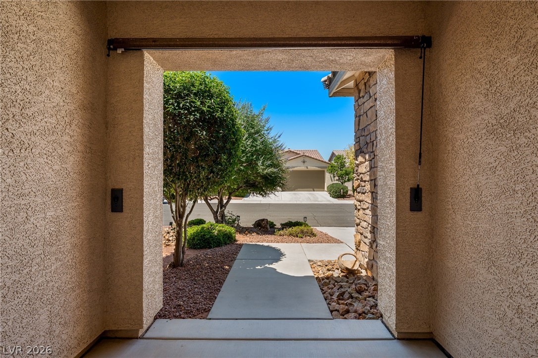 4340 La Romita Street Property Photo 2