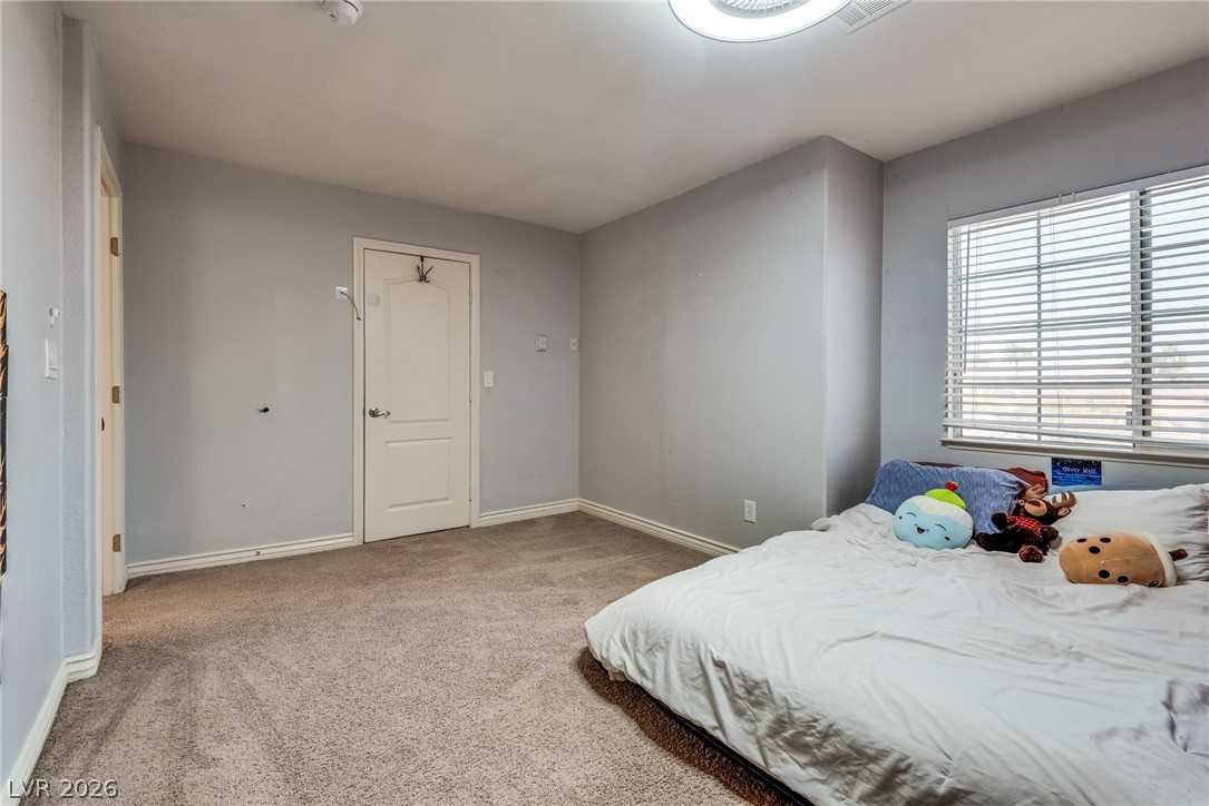 721 Descartes Avenue Property Photo 42