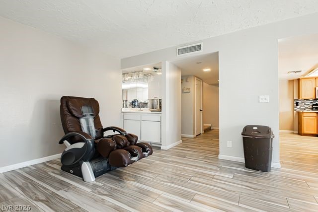 5436 El Roble Court Property Photo 21