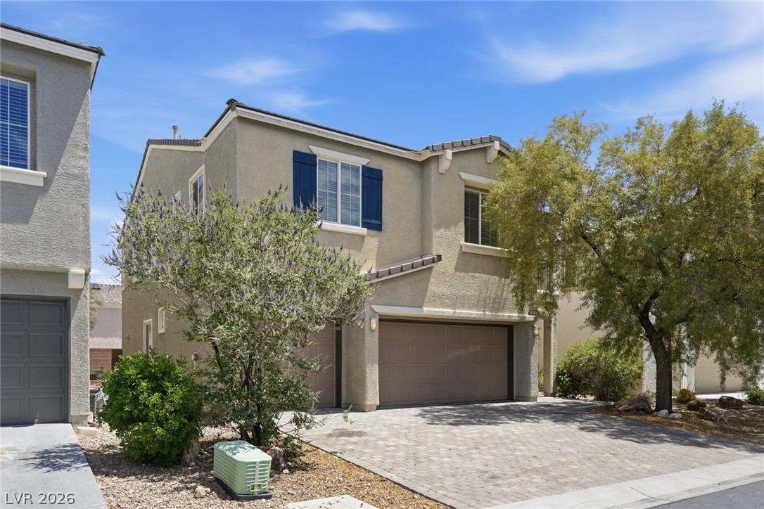 9840 Chief Sky Street Property Photo 3