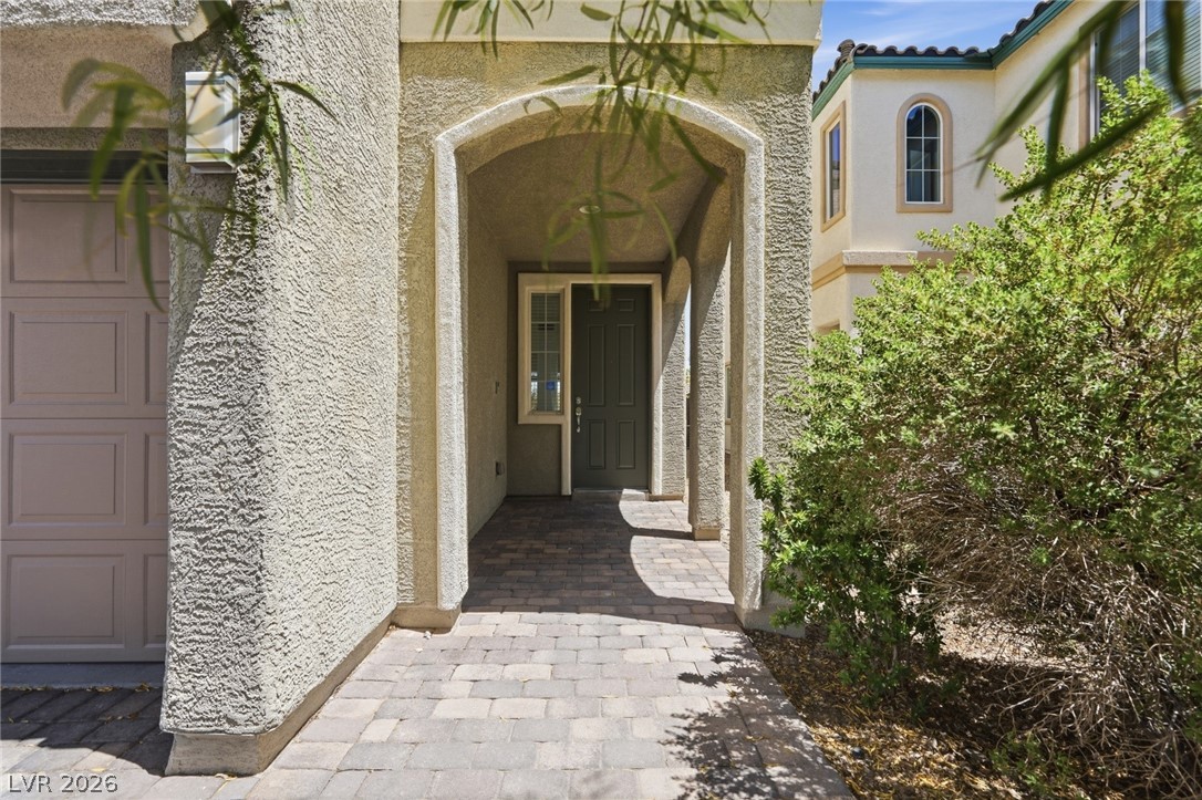 9840 Chief Sky Street Property Photo 4