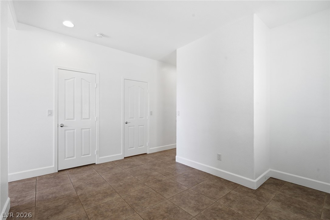 9840 Chief Sky Street Property Photo 7