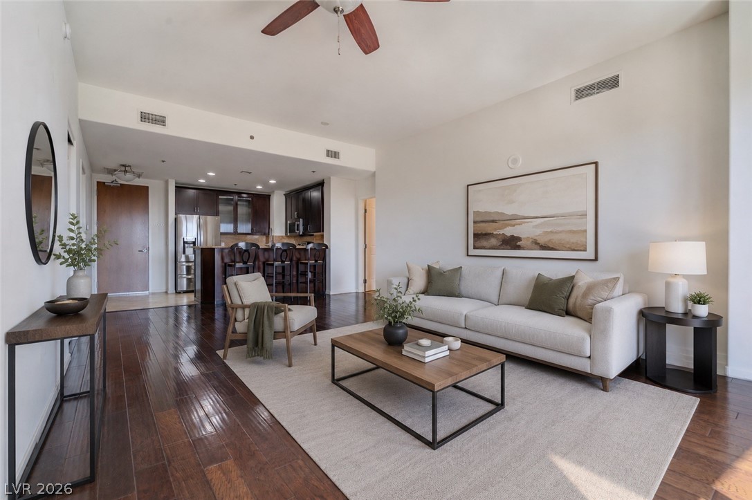 8255 Las Vegas Boulevard 906 Property Photo 1