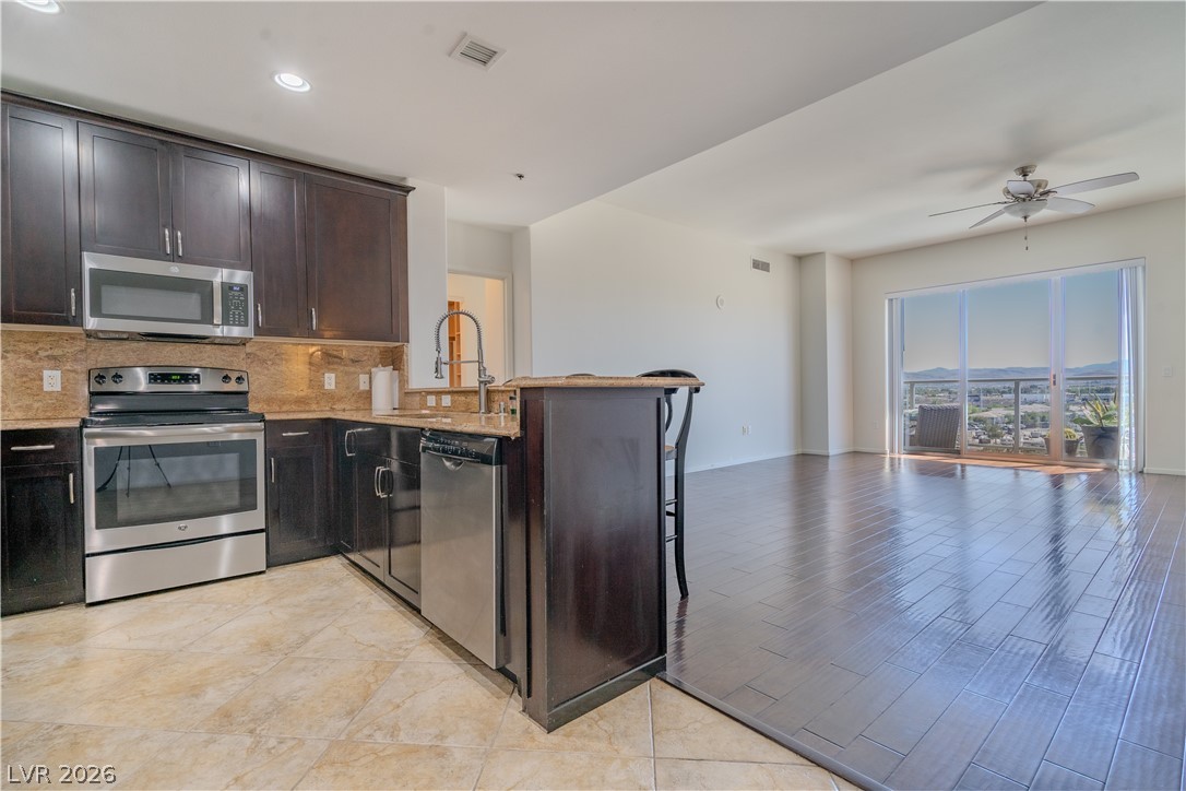 8255 Las Vegas Boulevard 906 Property Photo 4
