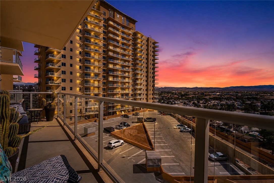 8255 Las Vegas Boulevard 906 Property Photo 23