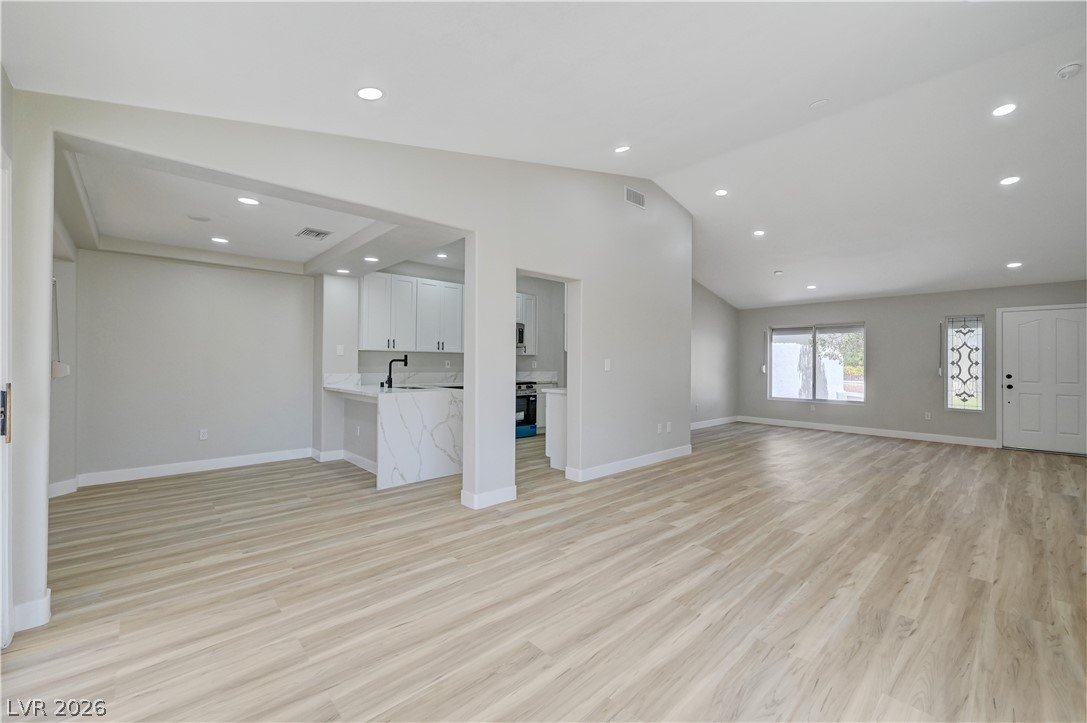 11029 Rackhurst Avenue Property Photo 15