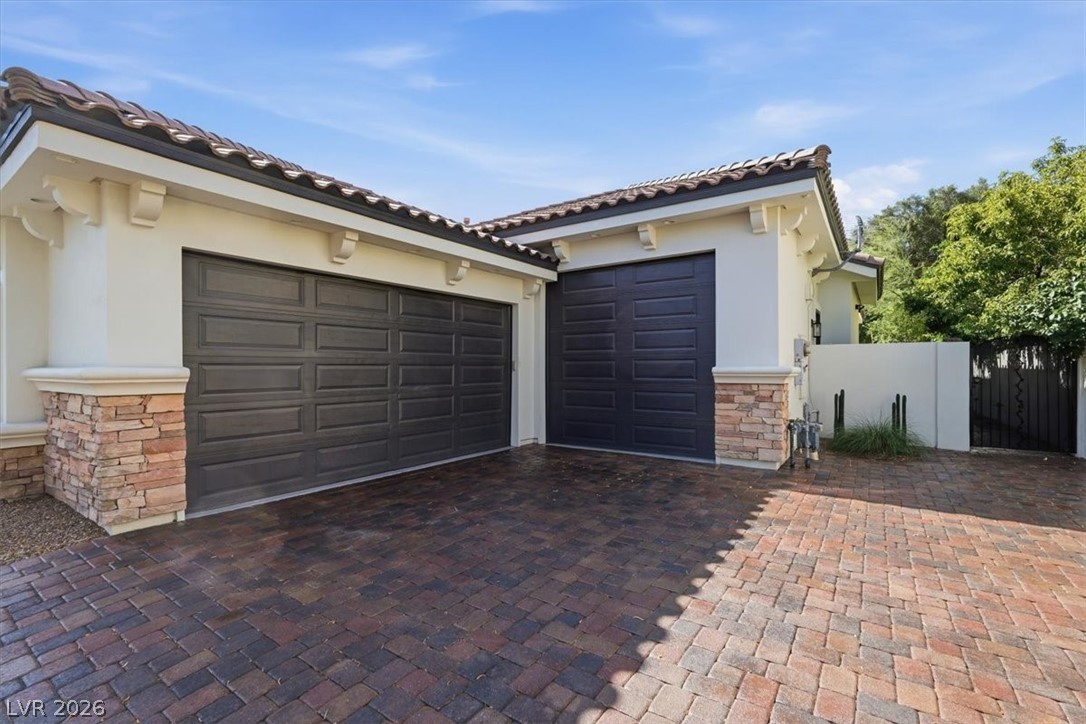 2257 Coral Ridge Avenue Property Photo 53