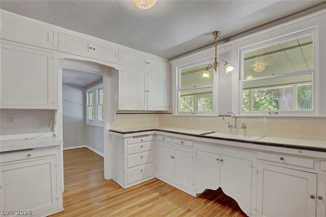 414 Ash Street Property Photo 13