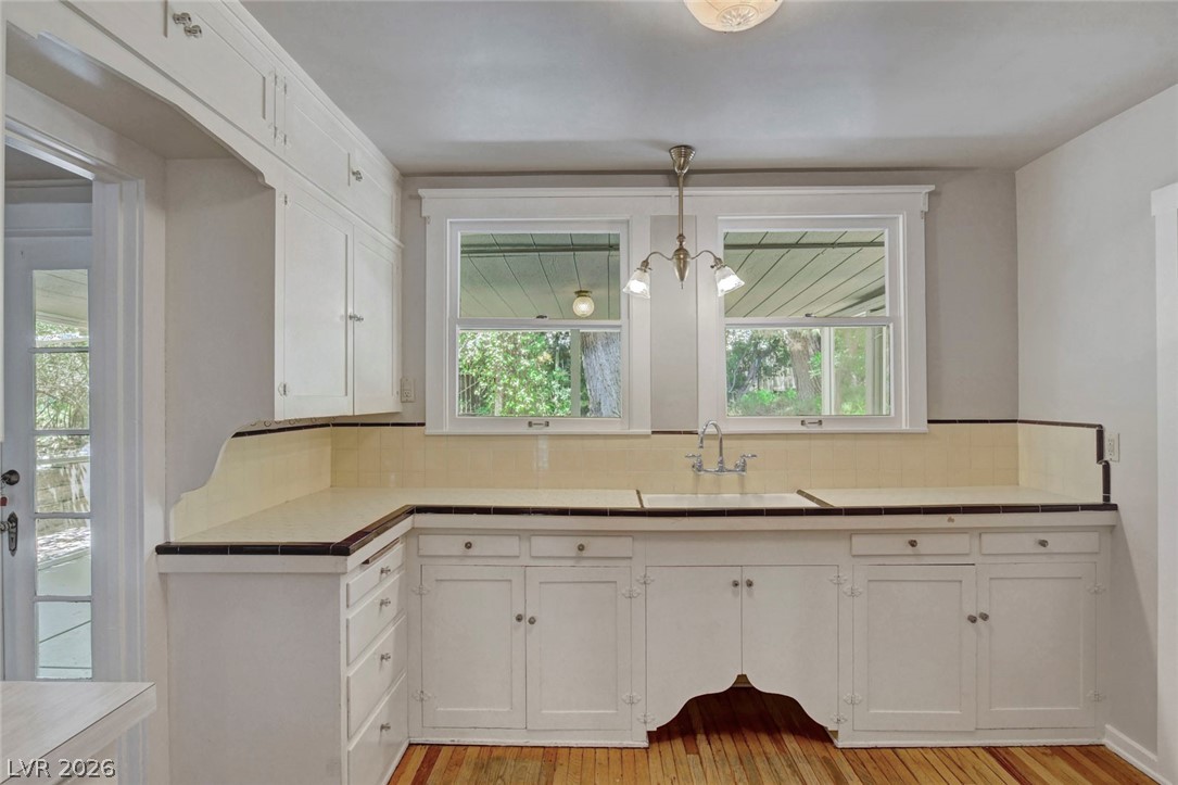 414 Ash Street Property Photo 14