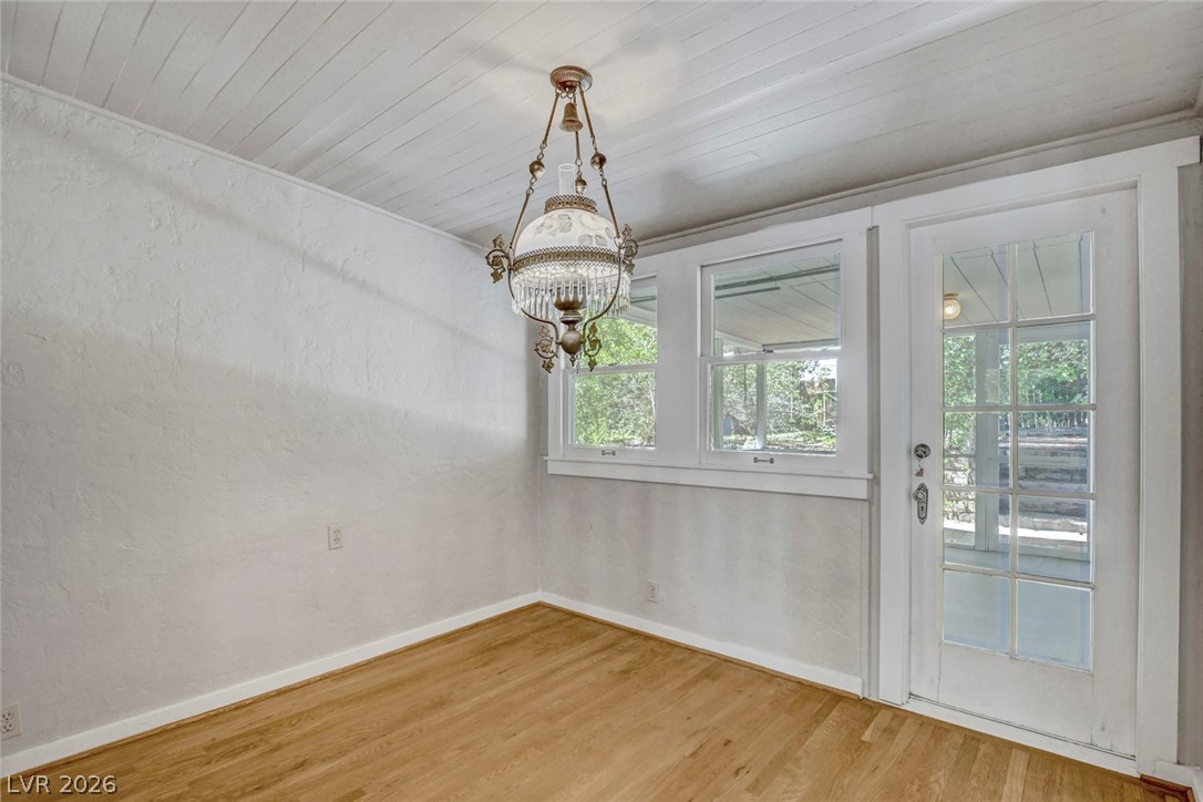 414 Ash Street Property Photo 15