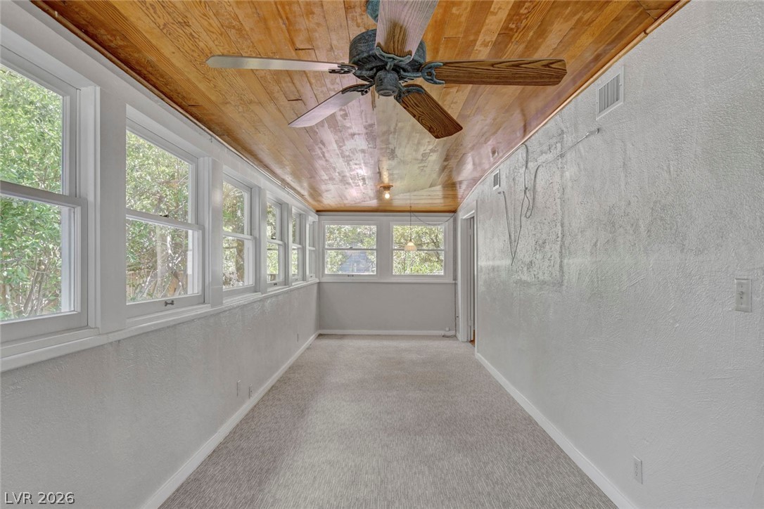 414 Ash Street Property Photo 33