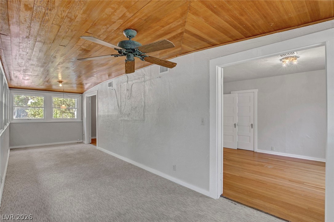 414 Ash Street Property Photo 34