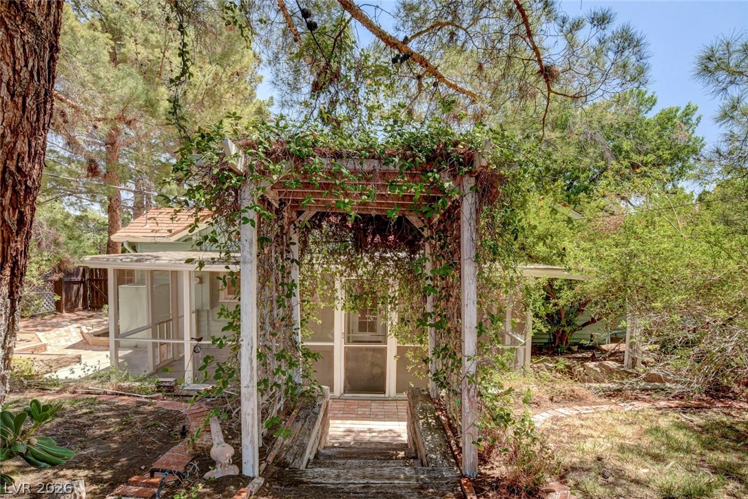 414 Ash Street Property Photo 42
