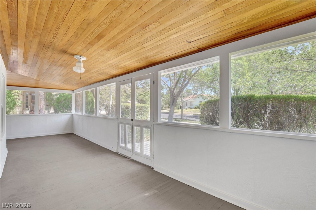 414 Ash Street Property Photo 48