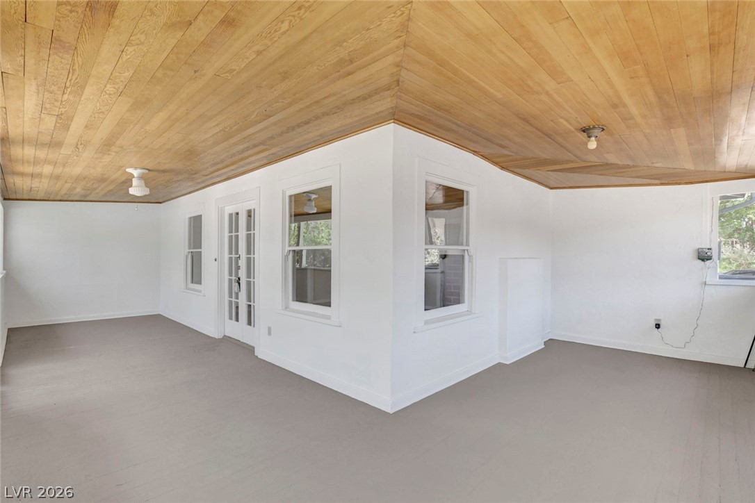 414 Ash Street Property Photo 49