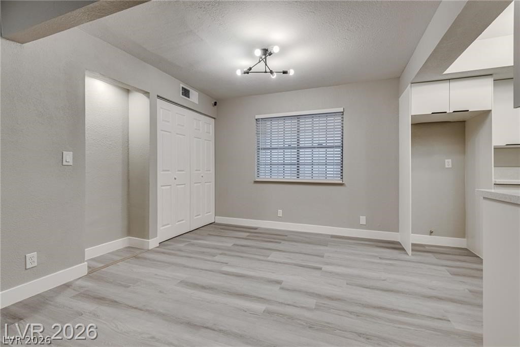 2120 Venus Avenue C Property Photo 6
