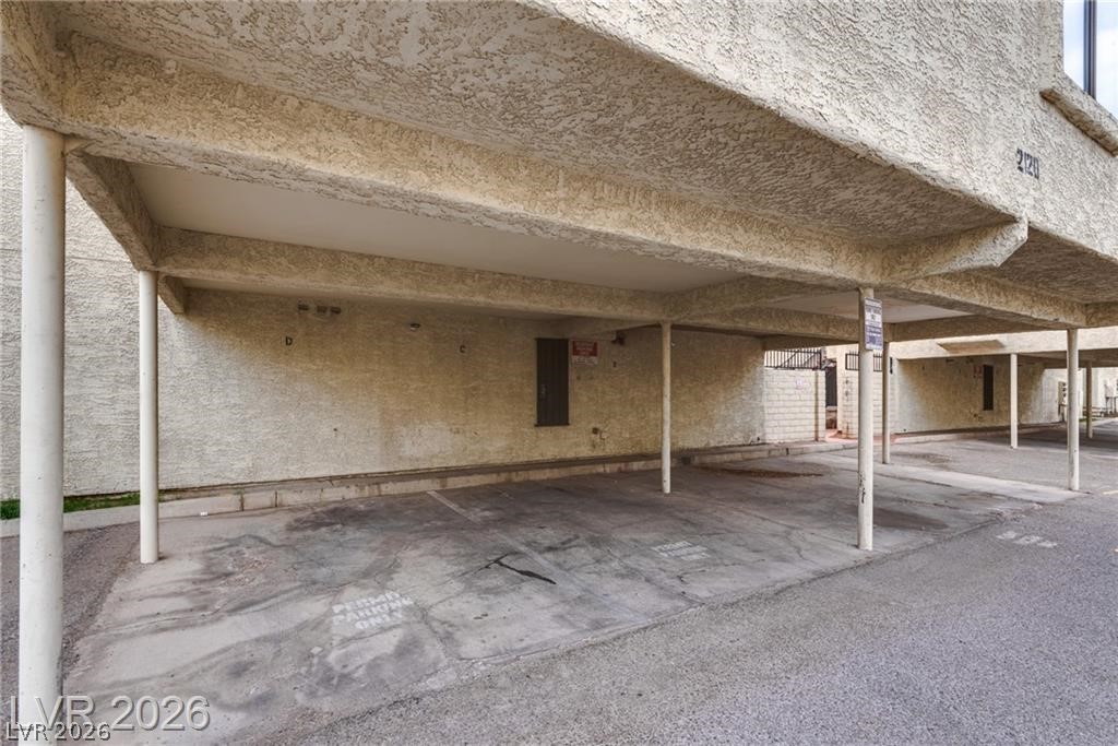 2120 Venus Avenue C Property Photo 22