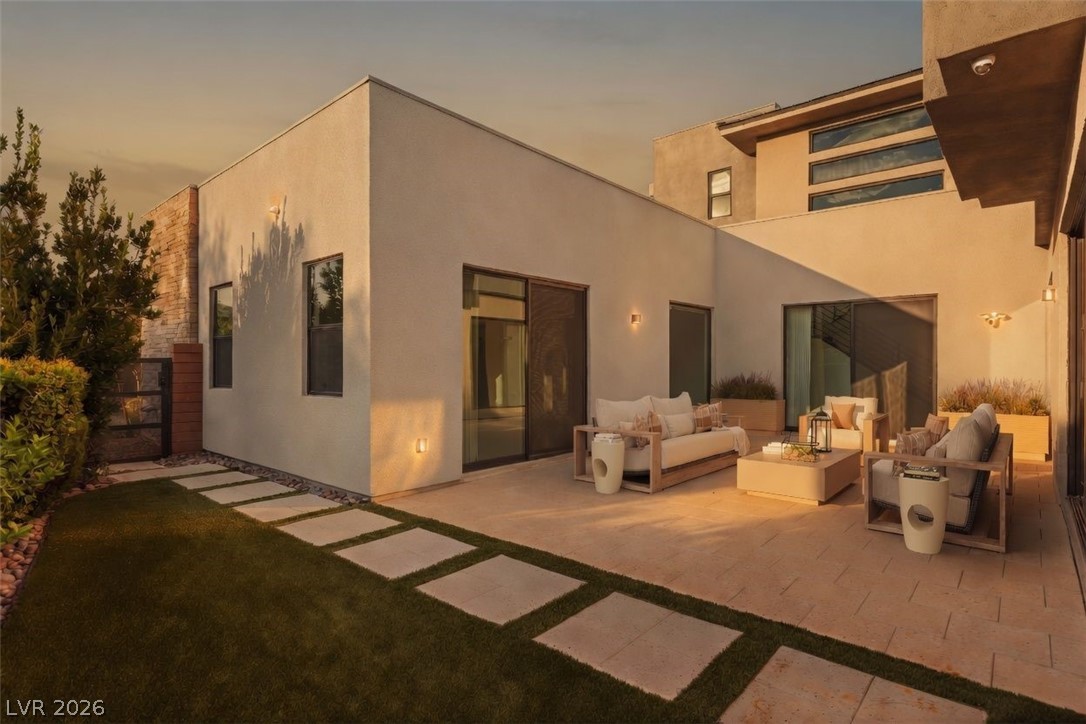 15 Gemstar Lane Property Photo 48