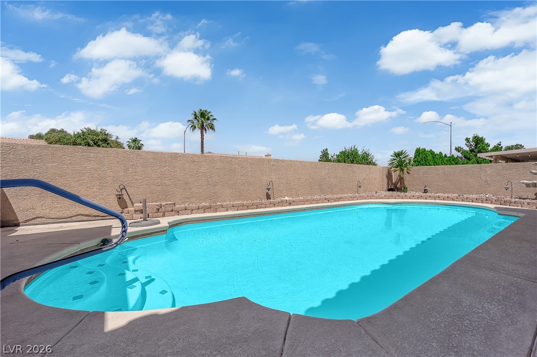 8739 Coldwater Canyon Court Property Photo 2