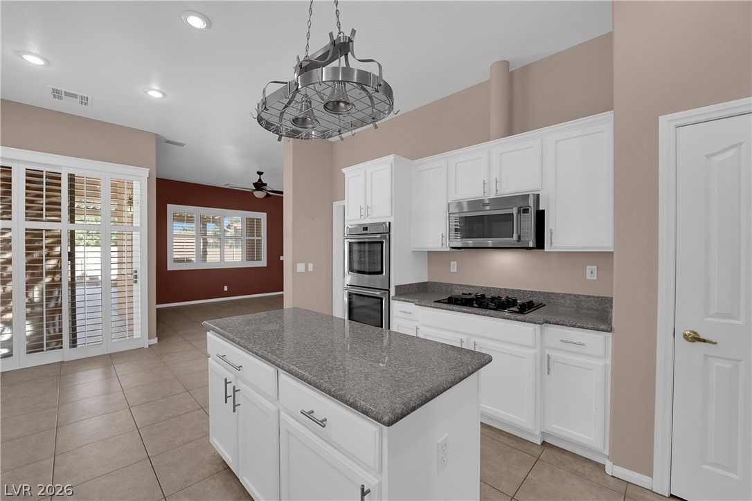 8739 Coldwater Canyon Court Property Photo 12