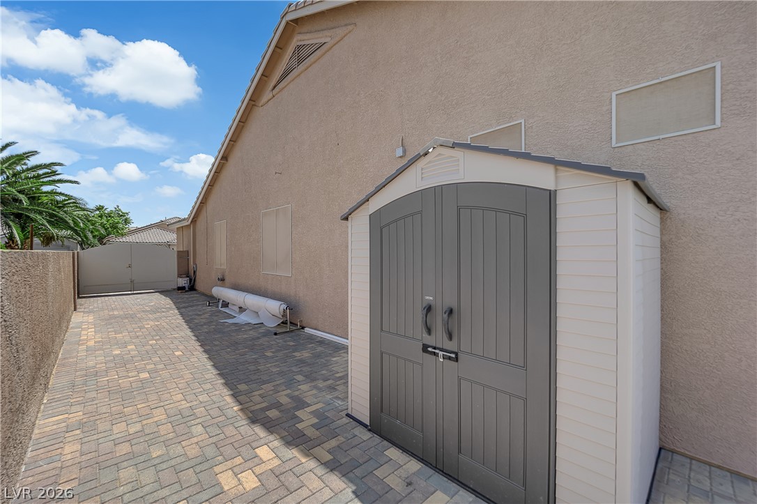 8739 Coldwater Canyon Court Property Photo 35