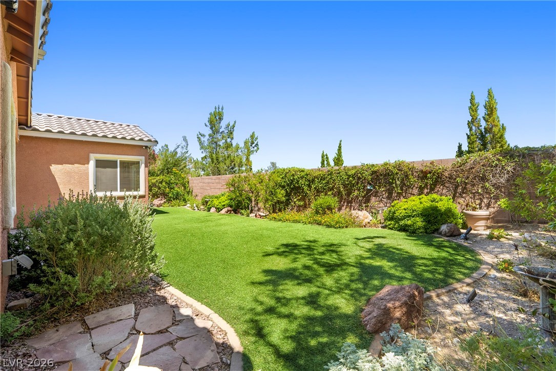68 Alerion Street Property Photo 34