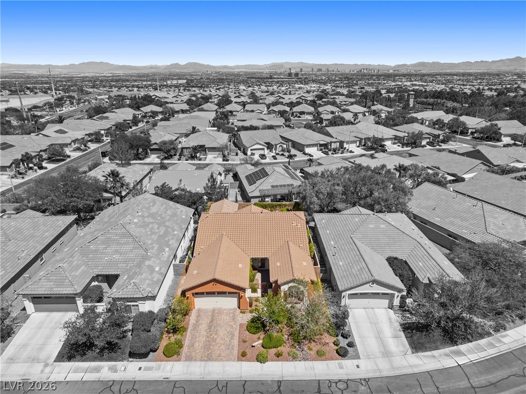 68 Alerion Street Property Photo 37