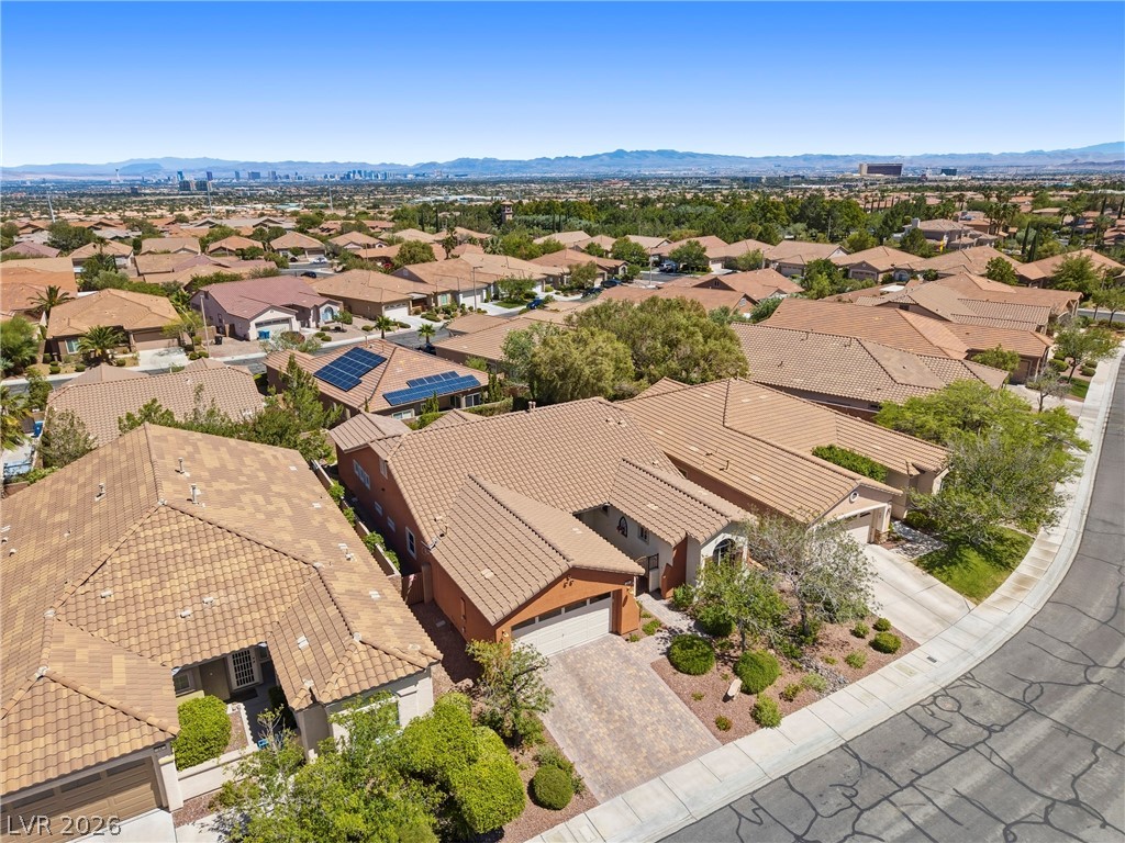 68 Alerion Street Property Photo 39