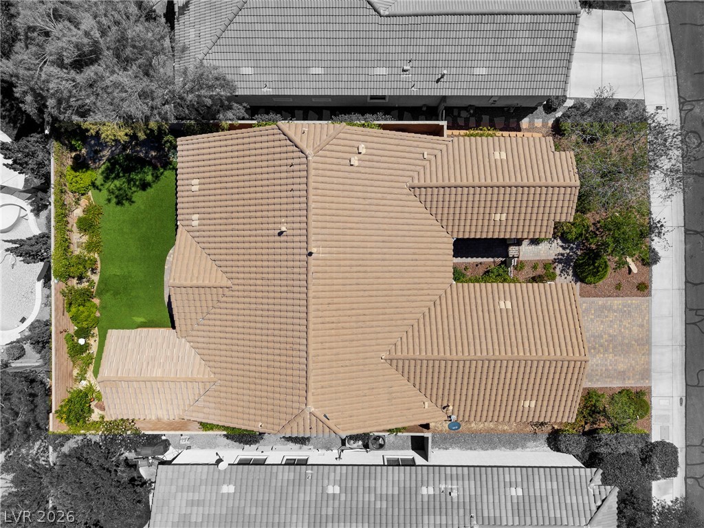 68 Alerion Street Property Photo 40