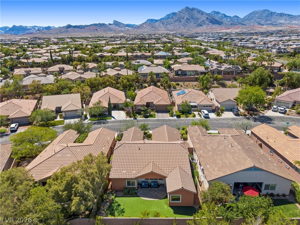68 Alerion Street Property Photo 44