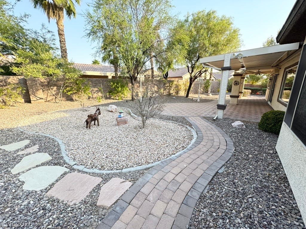 3005 Walnut Park Court Property Photo 4