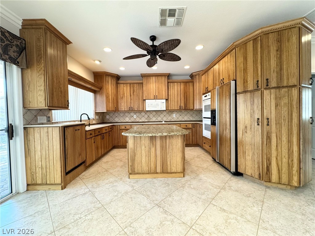 3005 Walnut Park Court Property Photo 13