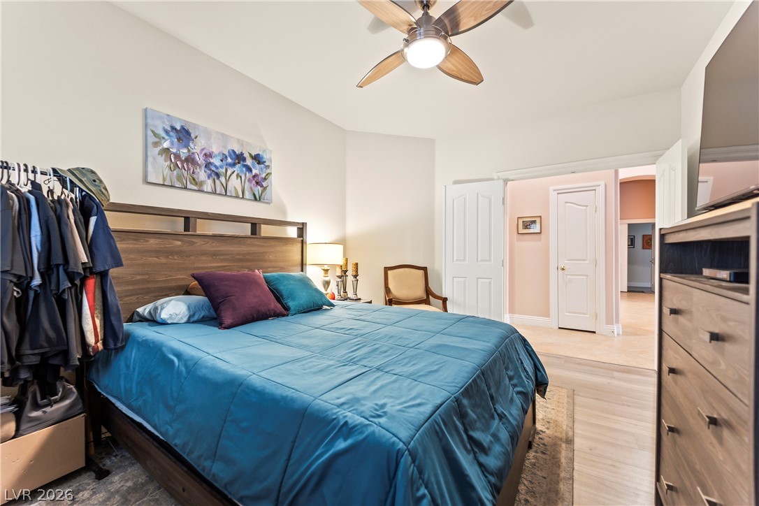 9662 Exquisite Plains Street Property Photo 32