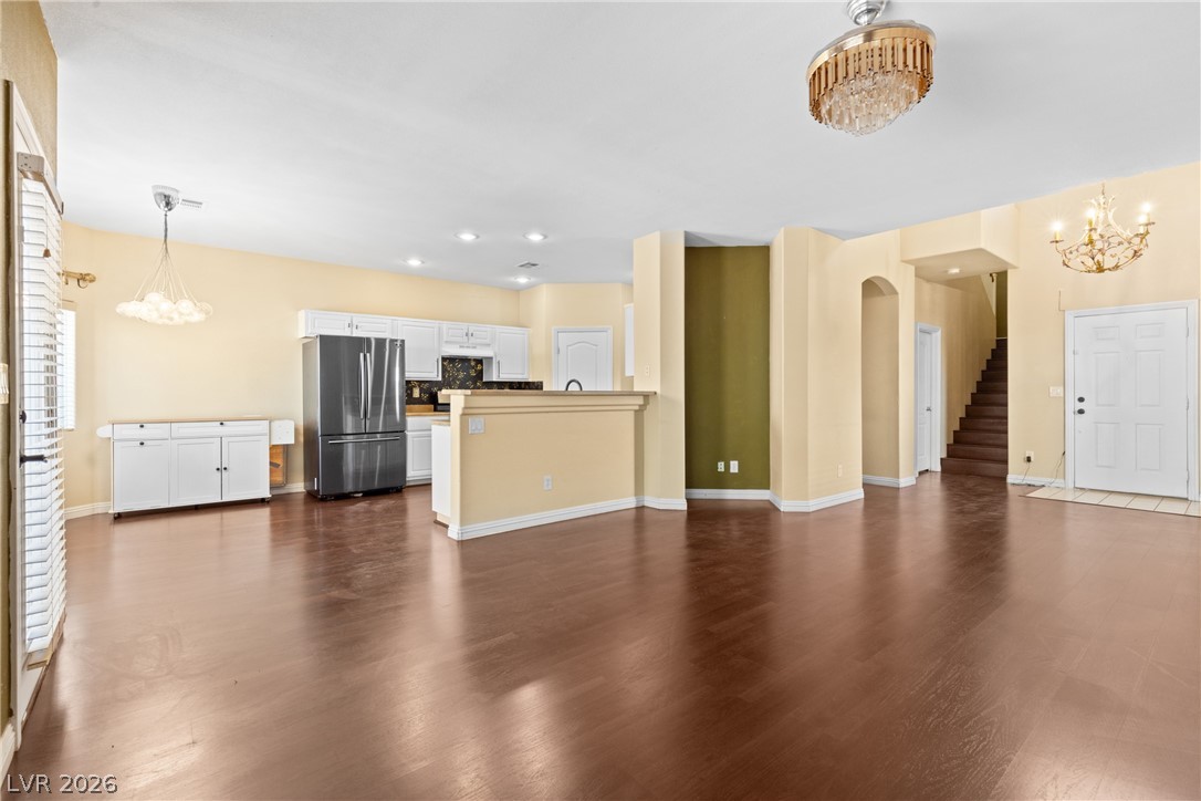 8934 Deep Ridge Court Property Photo 8