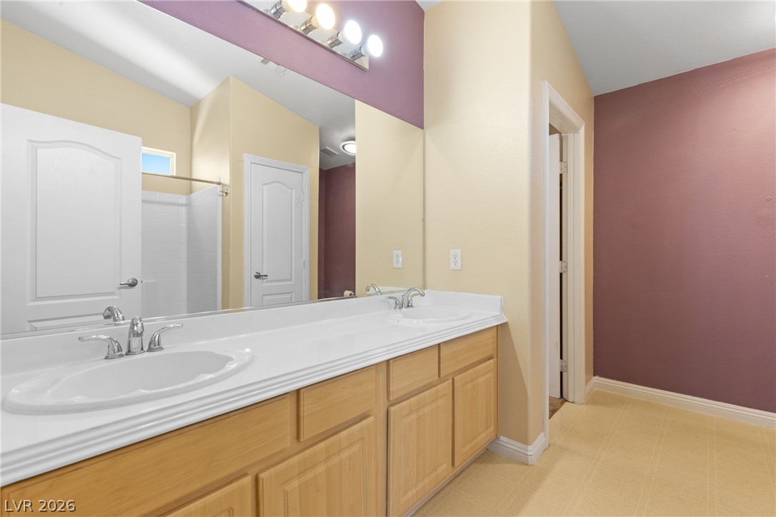 8934 Deep Ridge Court Property Photo 29